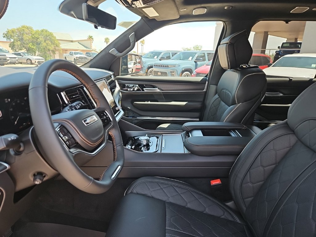 New 2026 Jeep Grand Wagoneer Summit AWD/4WD image 15