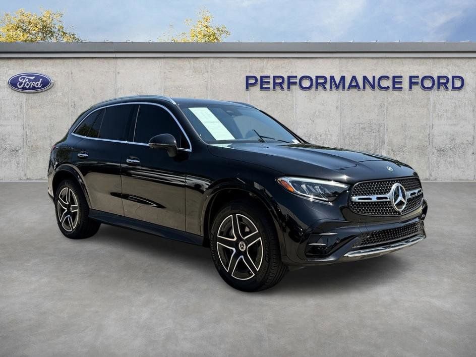 Used 2024 Mercedes-Benz GLC 300 image 5