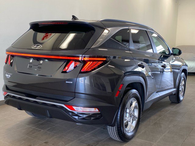 Used 2023 Hyundai Tucson SEL w/ Winter Package AWD/4WD image 7