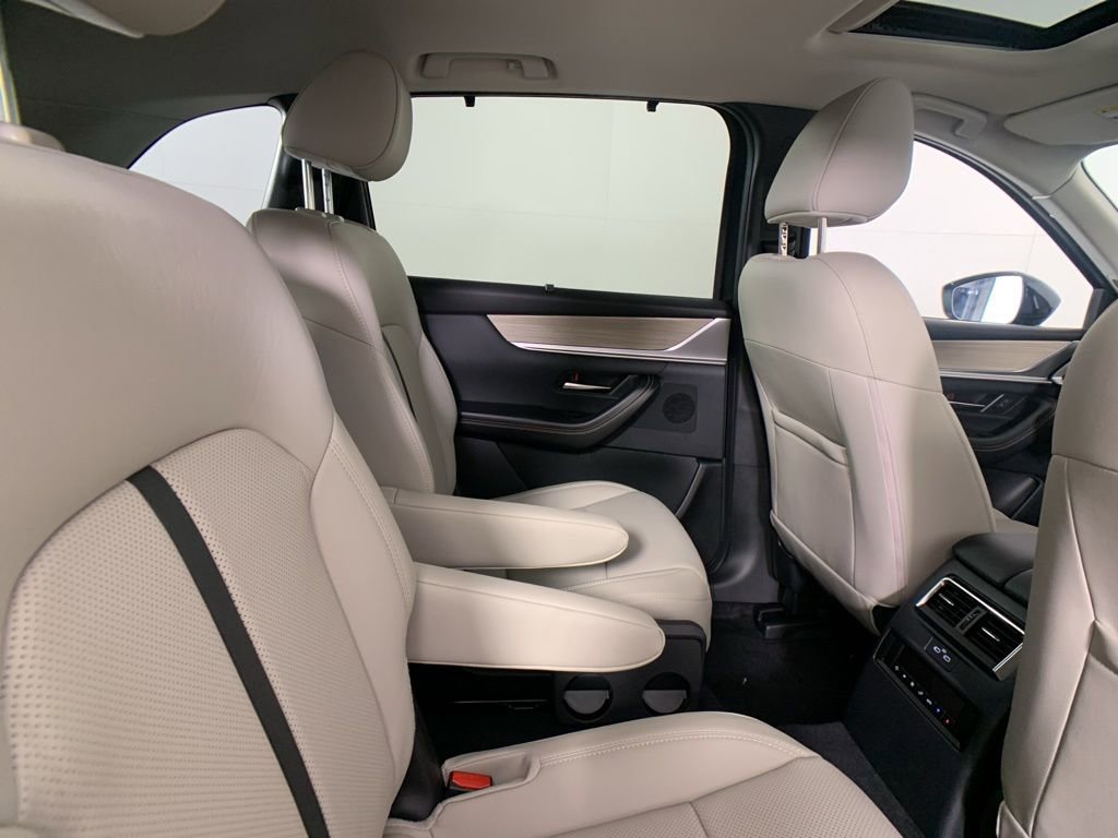 New 2025 MAZDA CX-90 Plug-In Hybrid w/ Preferred image 28
