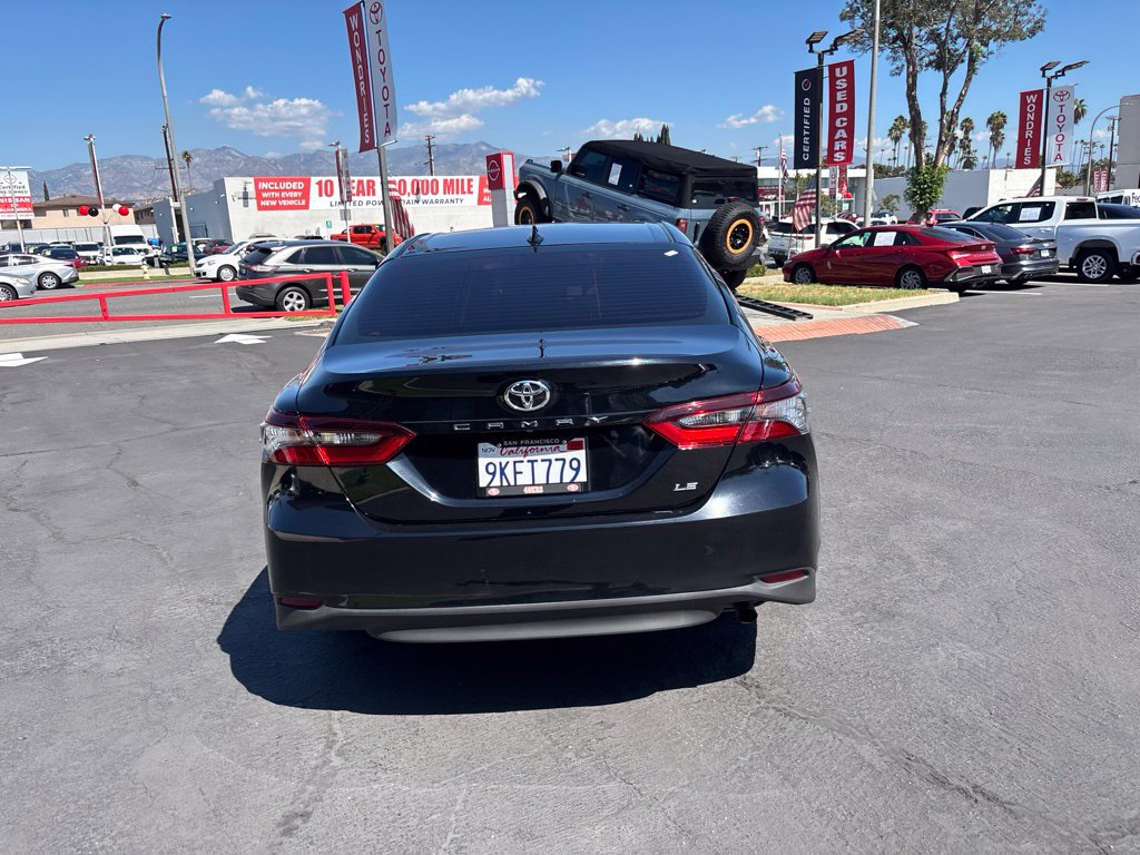 Used 2024 Toyota Camry LE w/ Convenience Package FWD image 5
