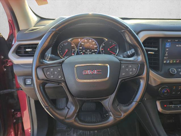 Used 2020 GMC Acadia Denali w/ Technology Package FWD image 10