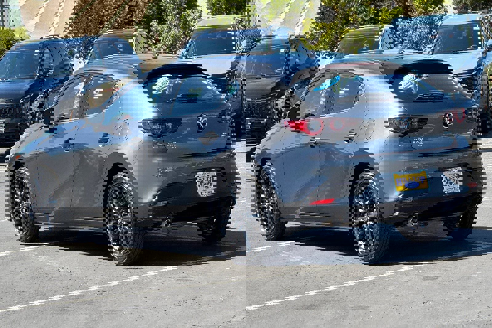 Used 2022 MAZDA MAZDA3 s image 9