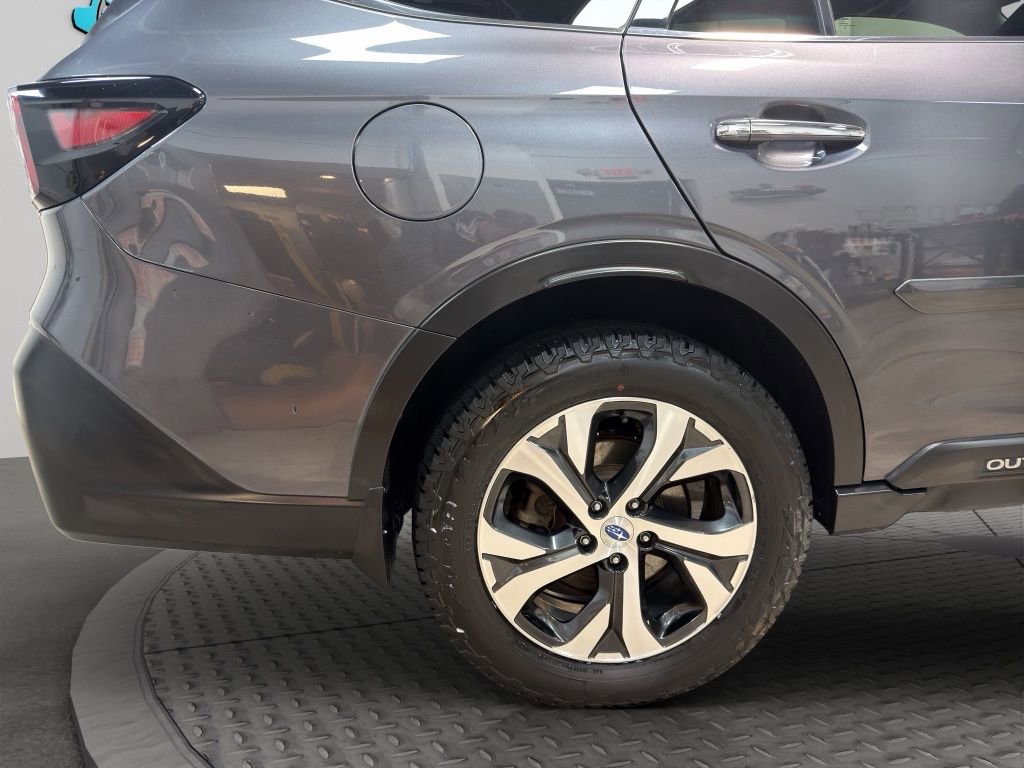Used 2020 Subaru Outback Touring XT image 24
