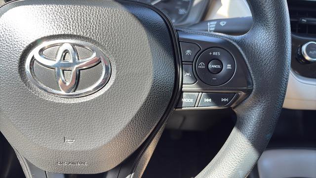 Used 2023 Toyota Corolla LE w/ LE Convenience Package FWD image 10