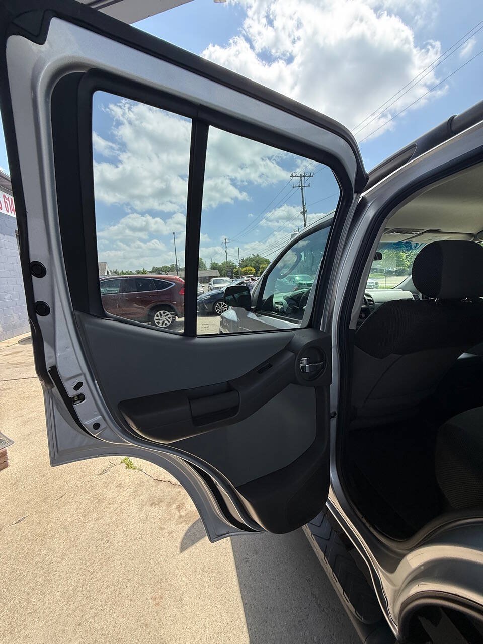 Used 2008 Nissan Xterra S w/ Supplemental Air Bag Pkg AWD/4WD image 15