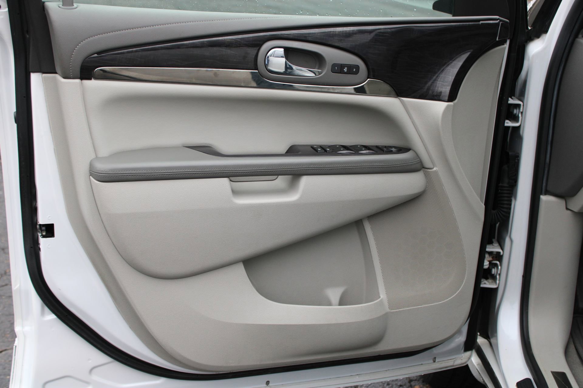 Used 2017 Buick Enclave Leather w/ Enclave Sport Touring Edition image 20