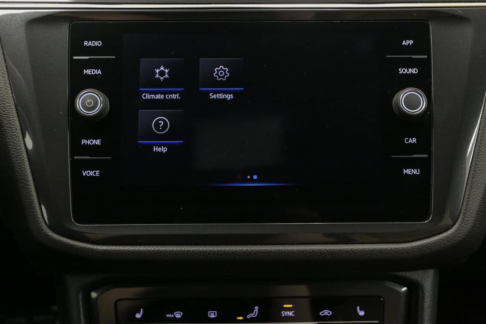 Certified 2023 Volkswagen Tiguan SE R-Line image 29