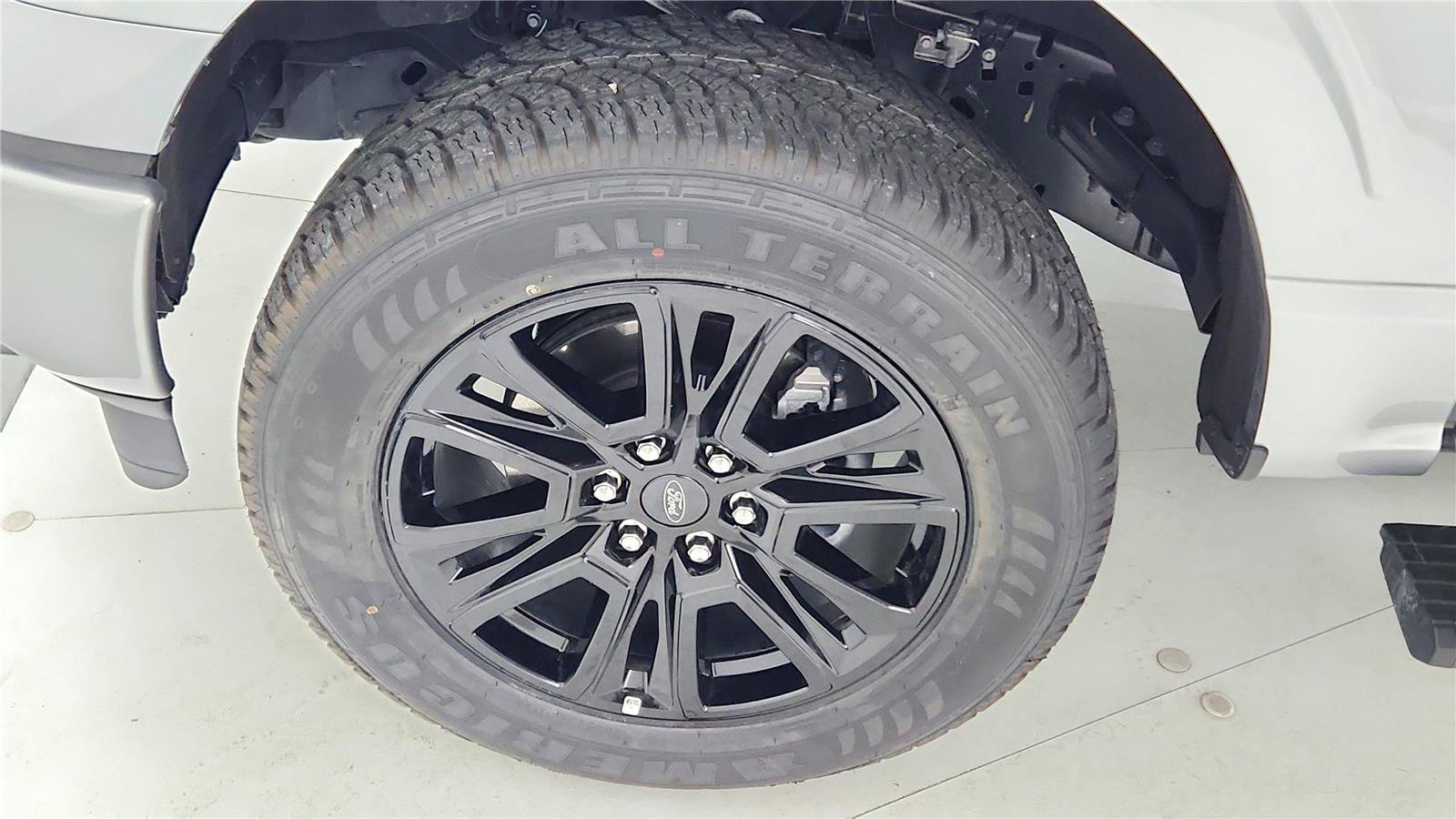 Used 2025 Ford F150 Platinum AWD/4WD image 40