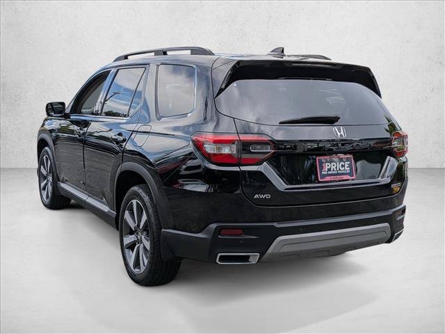 Used 2024 Honda Pilot Touring image 7
