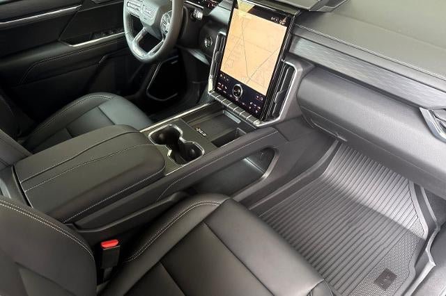 New 2026 GMC Acadia Elevation w/ Elevation Premium Package AWD/4WD image 18
