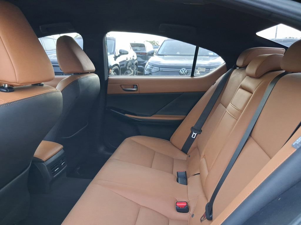 Used 2021 Lexus IS 300 w/ Accessory Package image 8