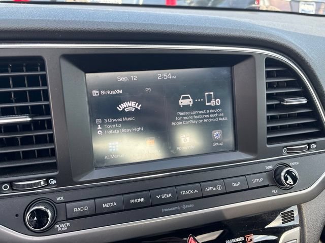 Used 2017 Hyundai Elantra Value Edition FWD image 6