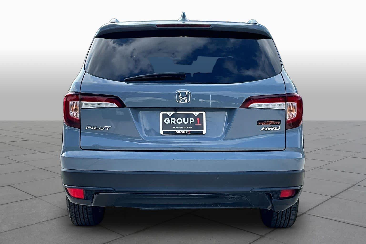 Used 2022 Honda Pilot TrailSport image 5