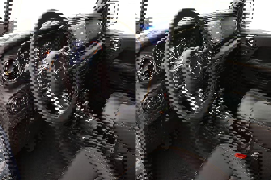 Used 2024 Jeep Wrangler Sahara w/ Technology Group image 16