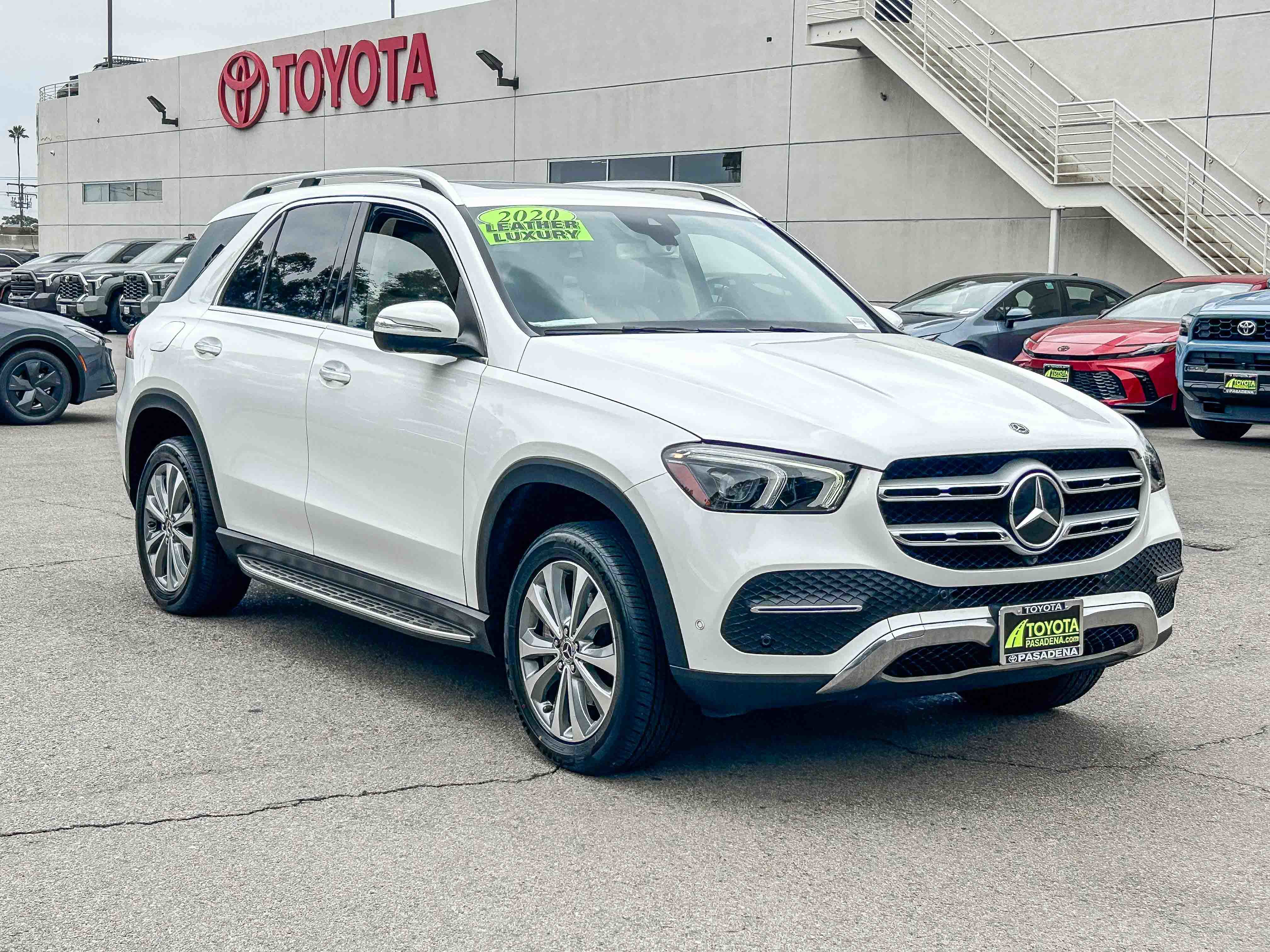 Used 2020 Mercedes-Benz GLE 350 4MATIC image 3