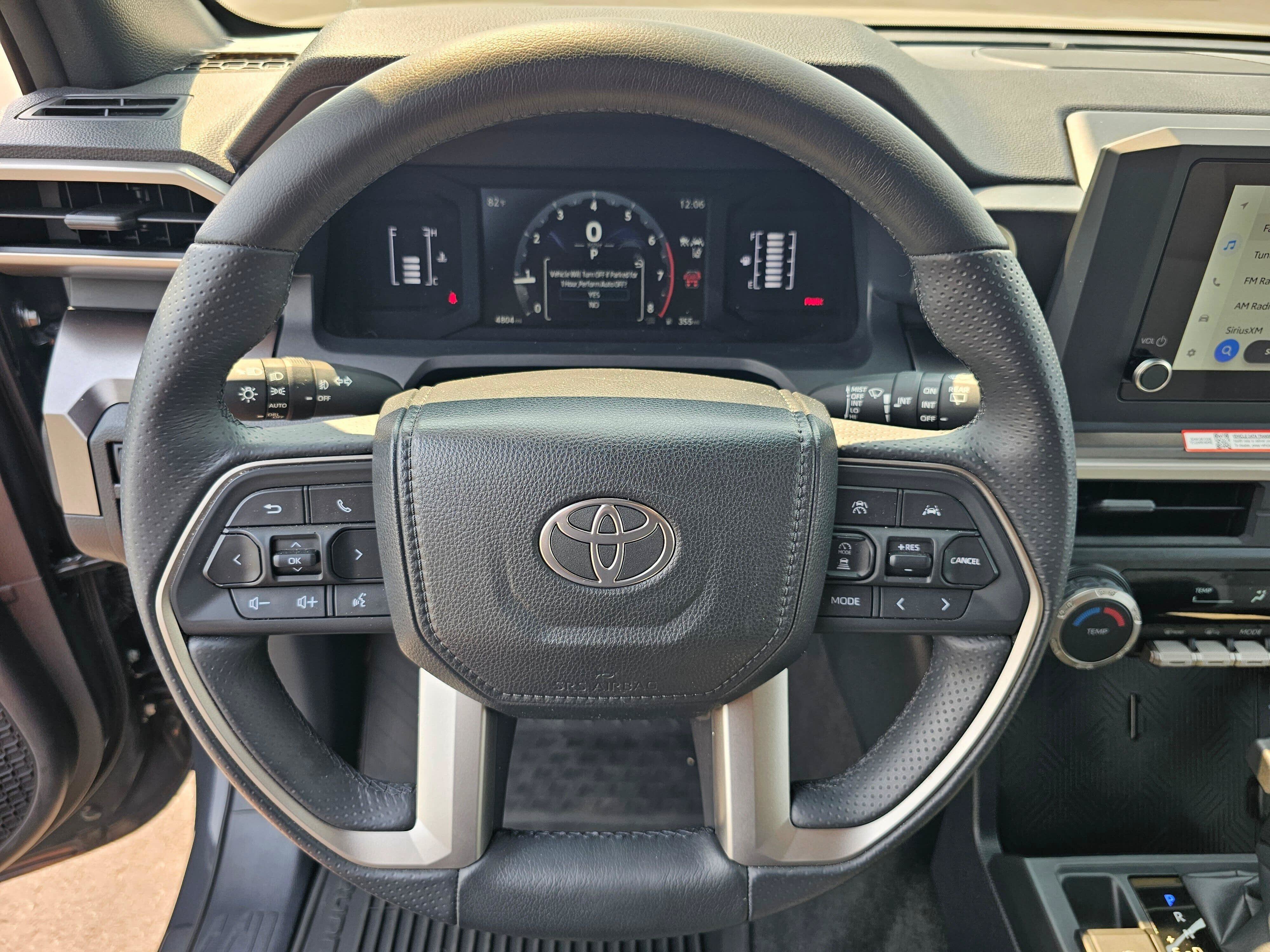 Used 2025 Toyota 4Runner SR5 AWD/4WD image 22