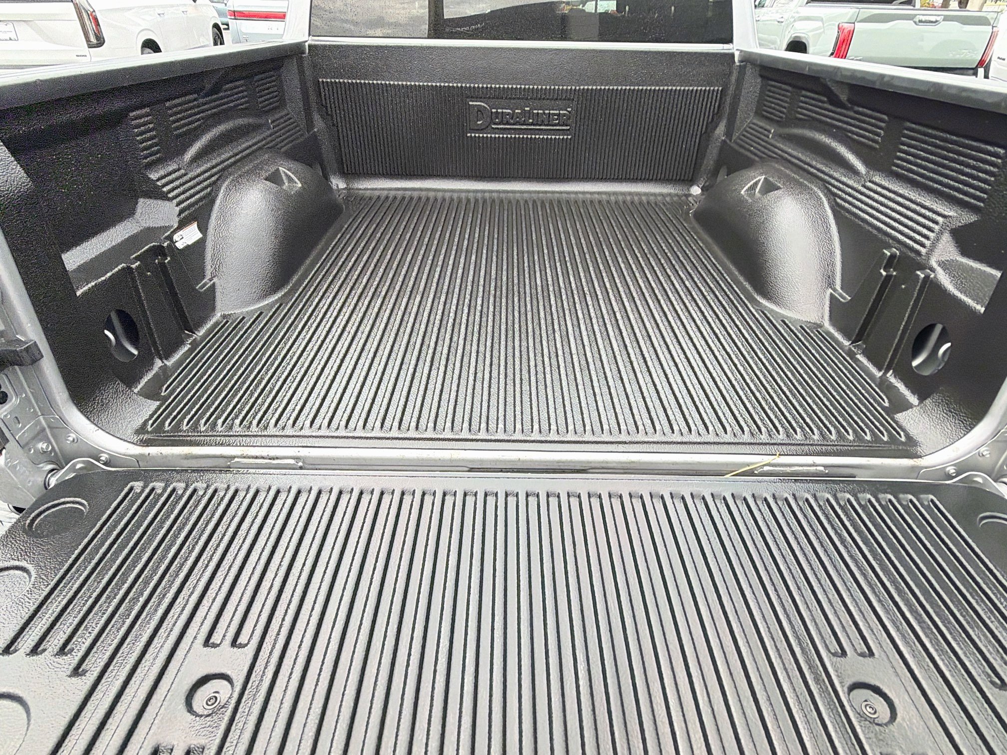 Used 2024 RAM 1500 Laramie AWD/4WD image 12