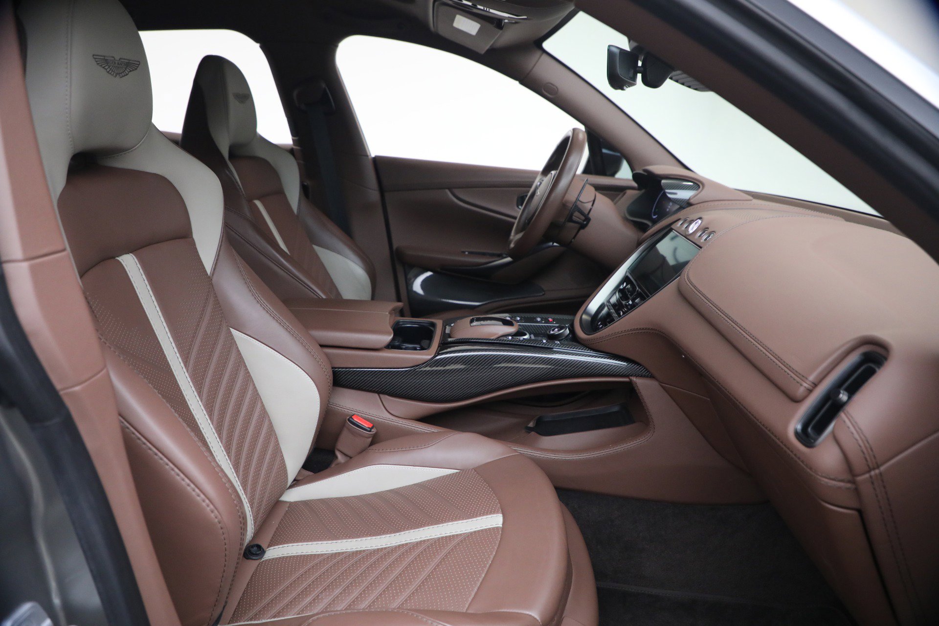 Used 2023 Aston Martin DBX 707 image 19