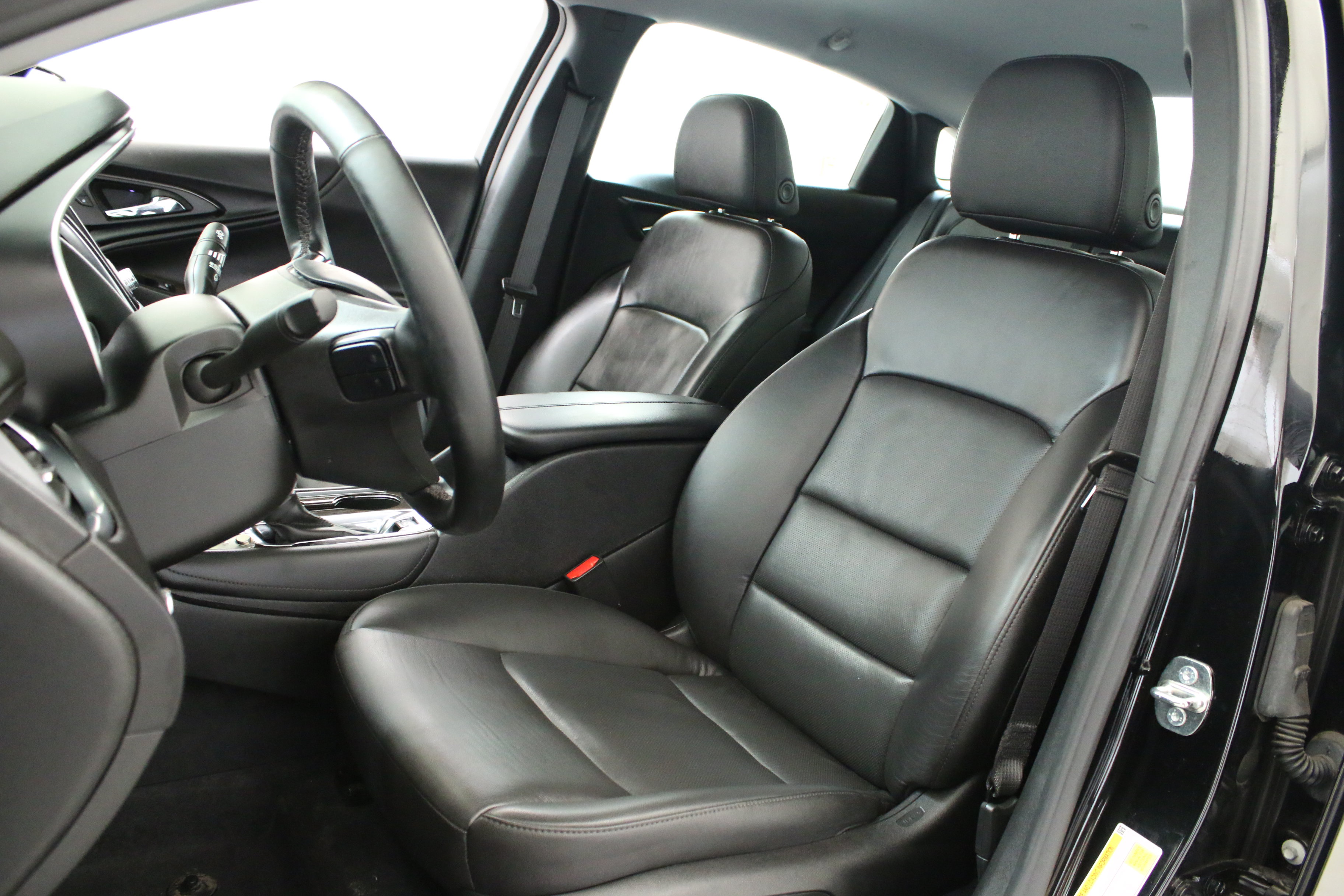 Used 2023 Chevrolet Malibu LT w/ LPO, Floor Liner Package FWD image 26