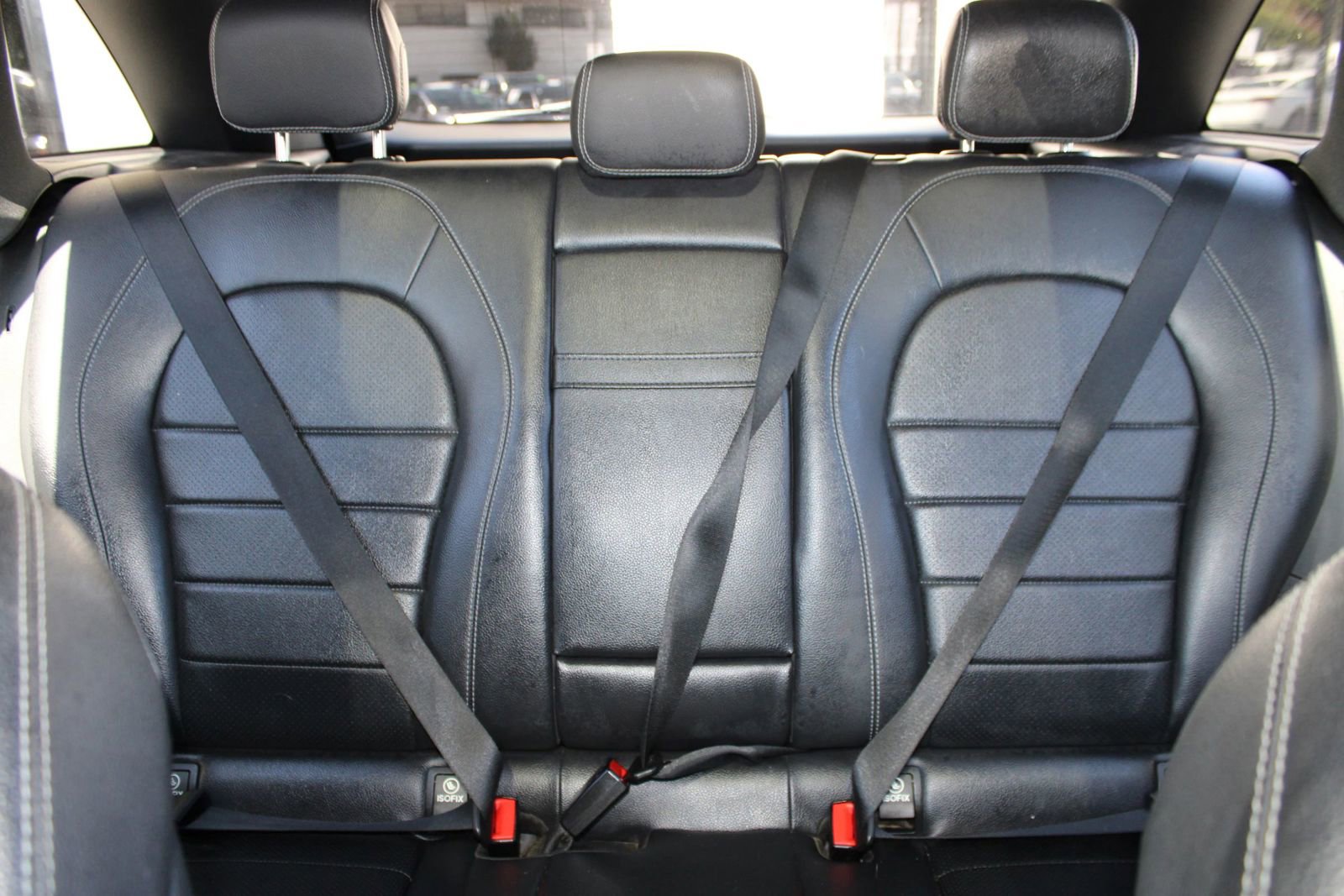 Used 2019 Mercedes-Benz GLC 300 4MATIC w/ Premium Package image 16