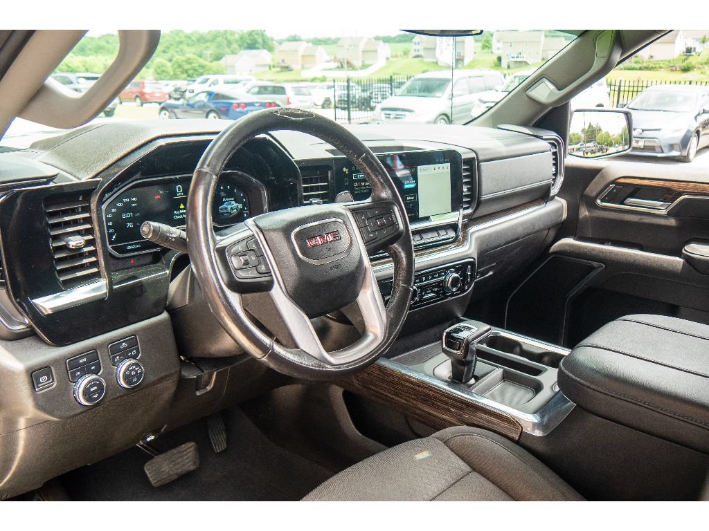 Used 2023 GMC Sierra 1500 Elevation AWD/4WD image 12