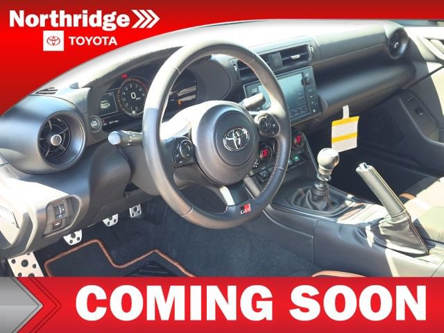 Used 2025 Toyota GR86 Hakone Edition RWD image 7