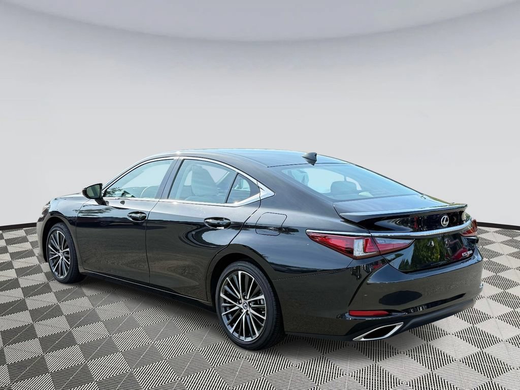 Used 2023 Lexus ES 350 w/ Premium Package FWD image 4