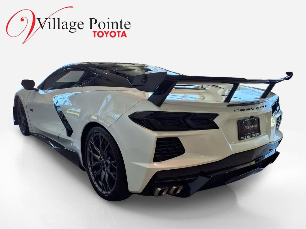 Used 2023 Chevrolet Corvette Stingray Premium Cpe RWD image 2