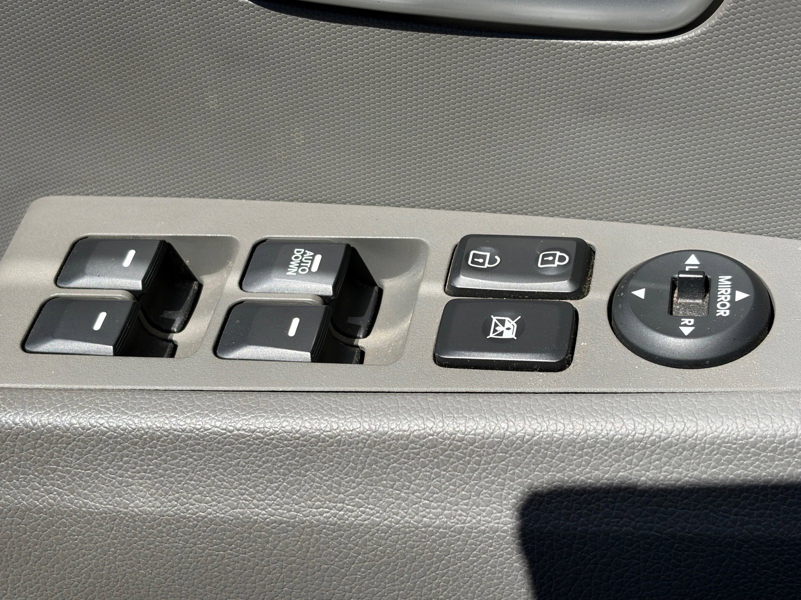 Used 2014 Kia Sportage LX image 7