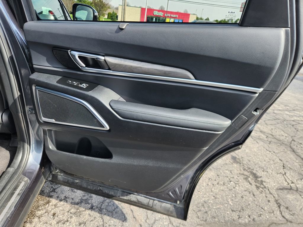 Used 2023 Kia Telluride SX AWD/4WD image 11
