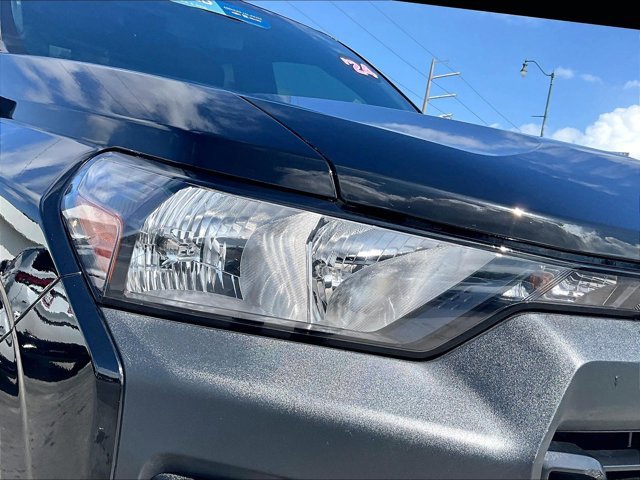 Used 2024 Chevrolet Colorado W/T w/ WT Convenience Package II image 30