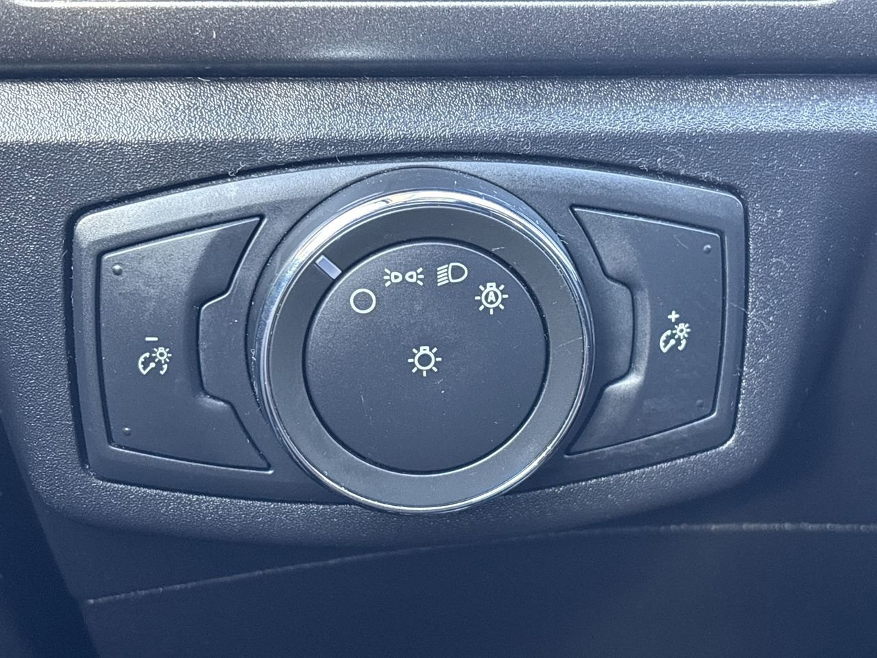 Used 2017 Ford Fusion S FWD image 24