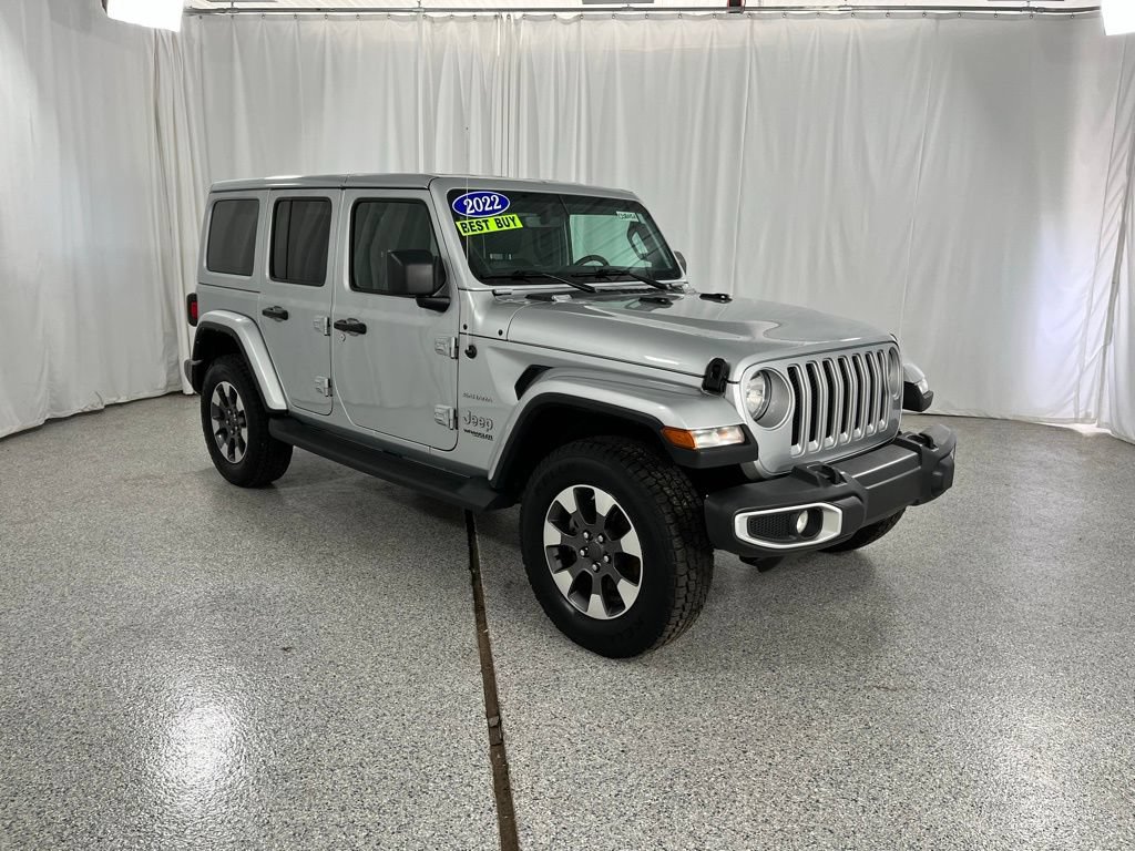 Used 2022 Jeep Wrangler Unlimited Sahara w/ Cold Weather Group AWD/4WD image 7