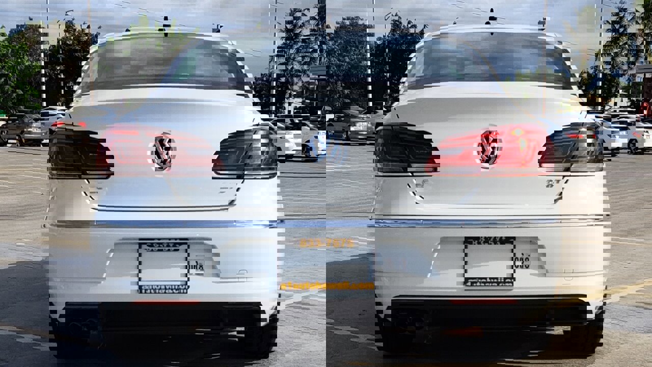 Used 2015 Volkswagen CC Sport image 8