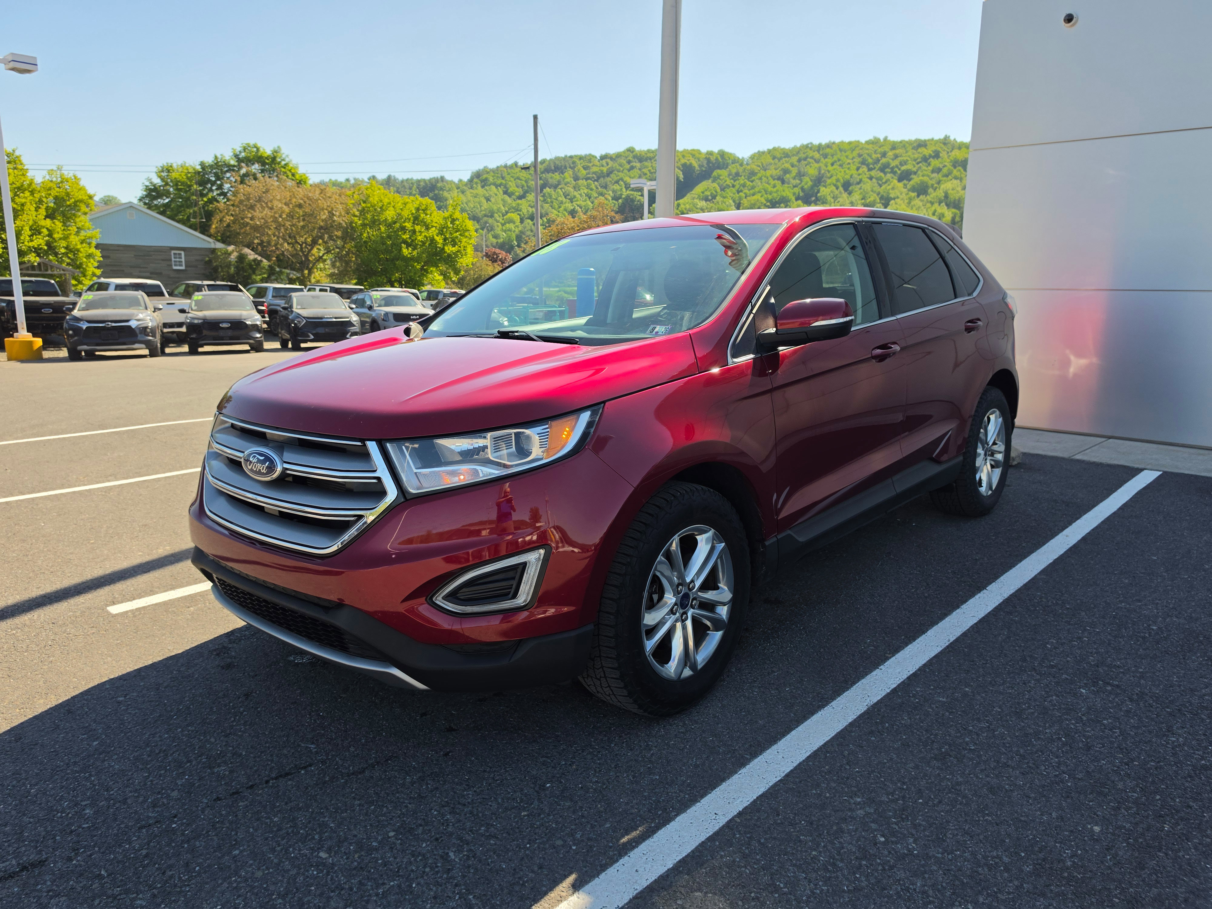 Used 2018 Ford Edge SEL w/ Equipment Group 201A AWD/4WD image 8
