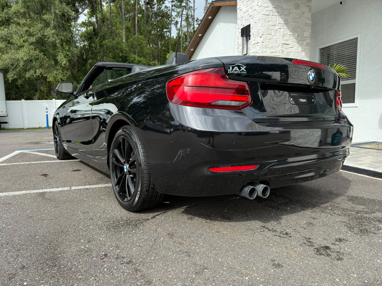 Used 2019 BMW 230i xDrive 230i xDrive Convertible w/ Premium Package image 3