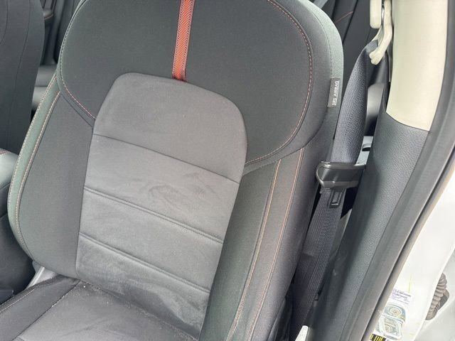Used 2025 Nissan Sentra SR w/ Midnight Edition FWD image 10