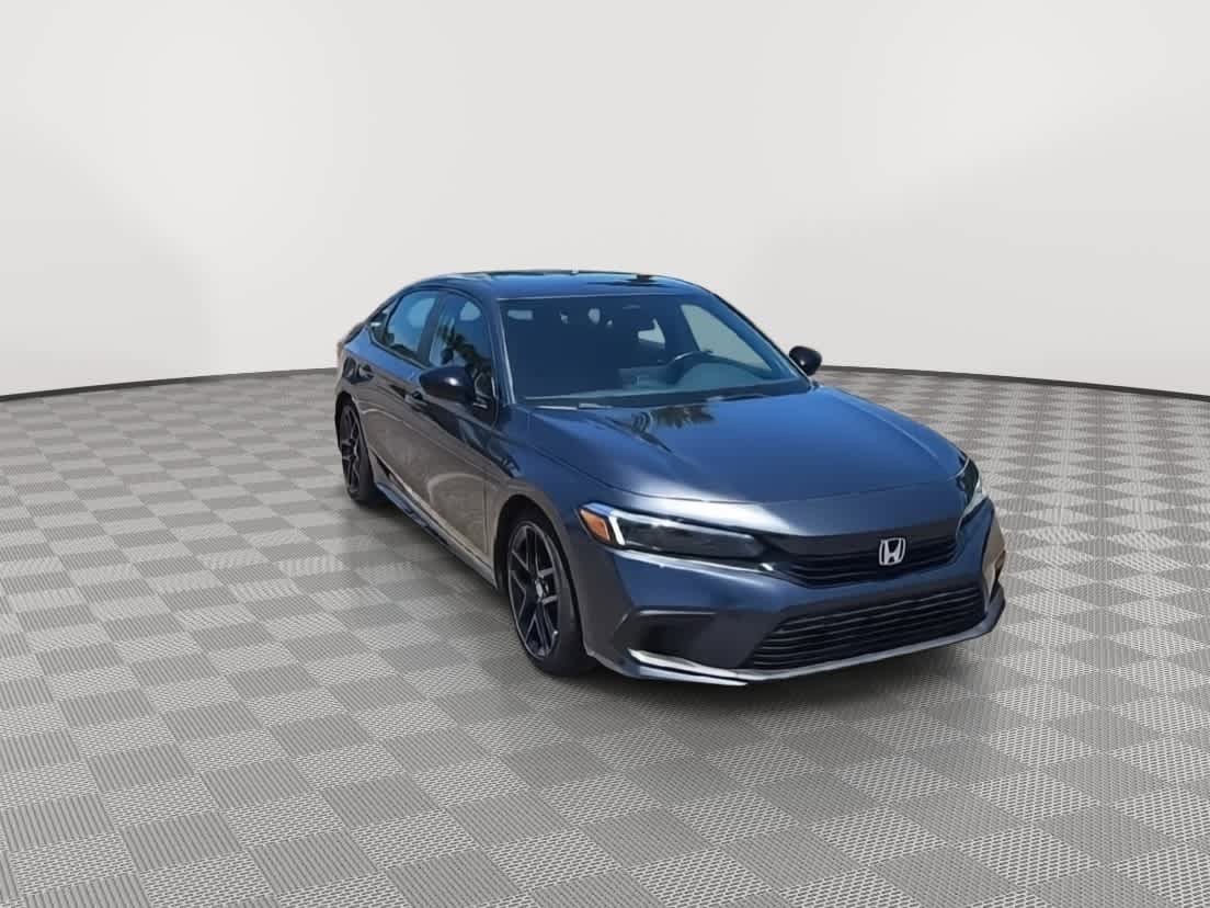 Used 2023 Honda Civic Sport image 2