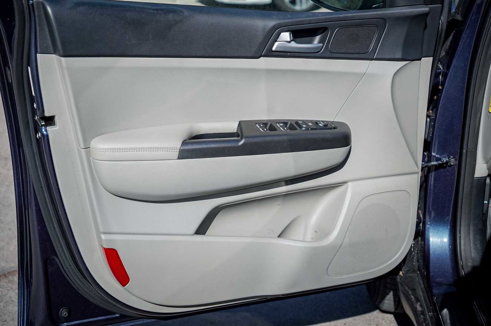 Used 2022 Kia Sportage LX image 25