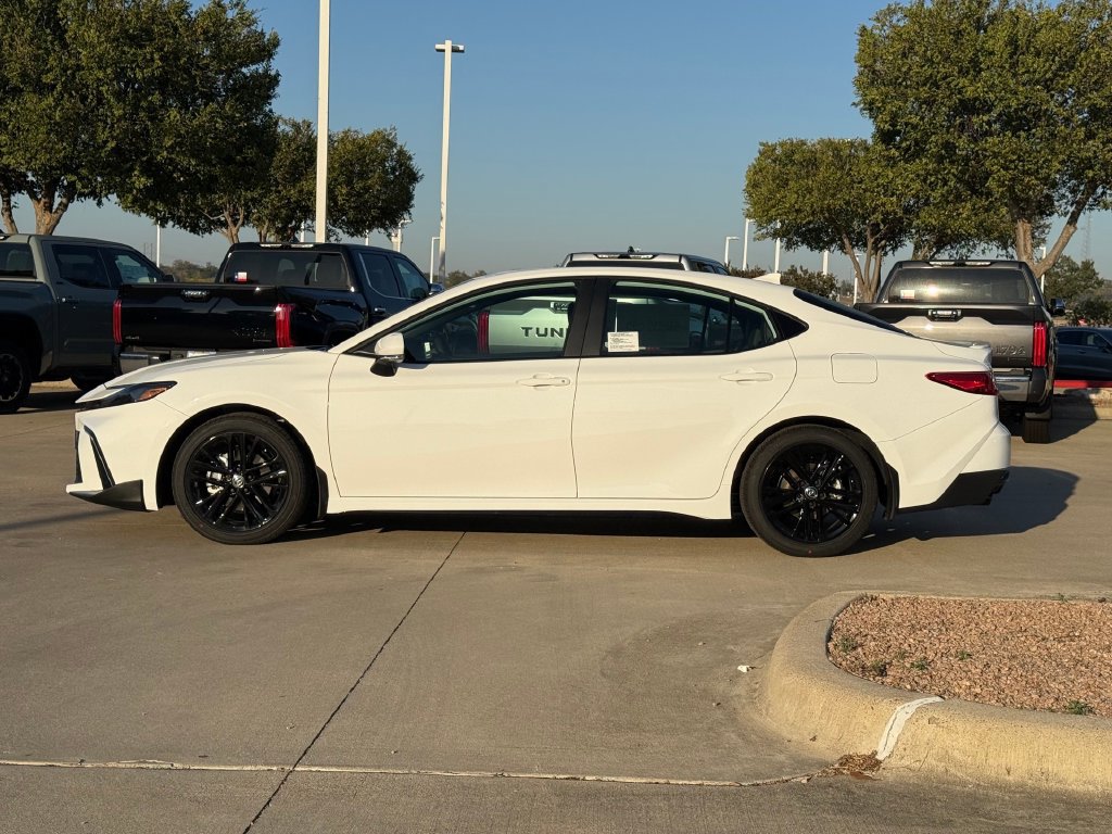 New 2026 Toyota Camry SE w/ Convenience Package FWD image 2