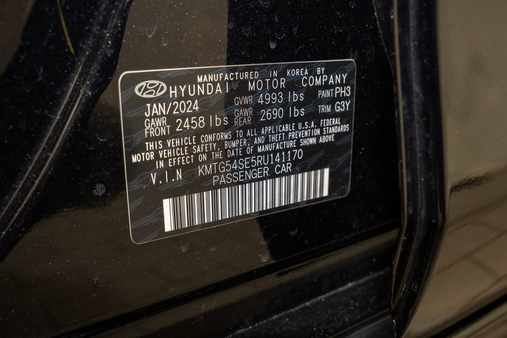 Used 2024 Genesis G70 3.3T Advanced w/ Sport Prestige Package image 24