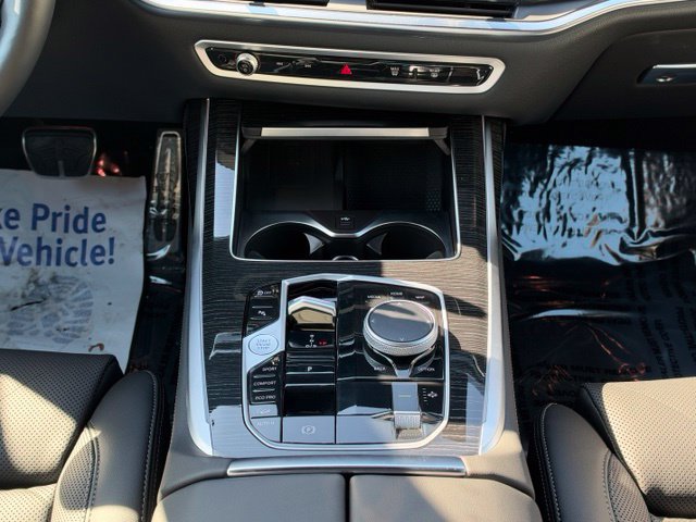 Certified 2026 BMW X7 xDrive40i AWD/4WD image 26