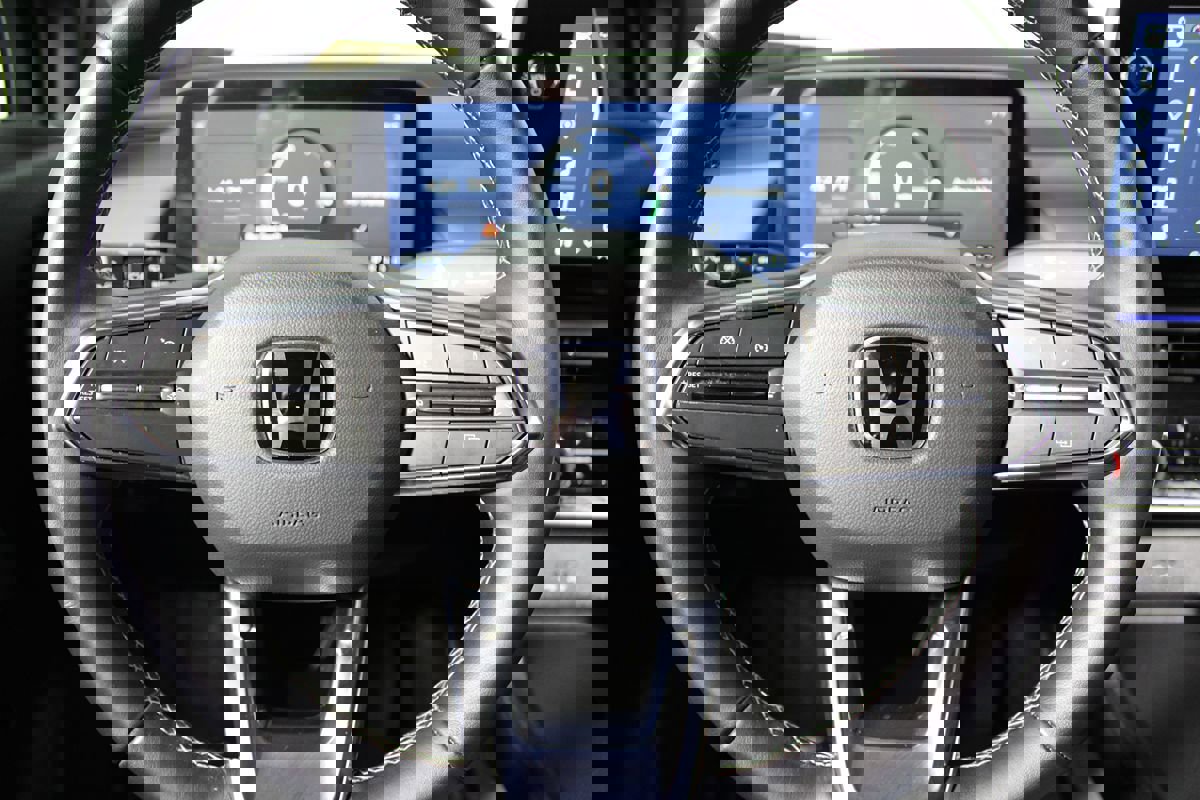 Used 2024 Honda Prologue Touring image 6