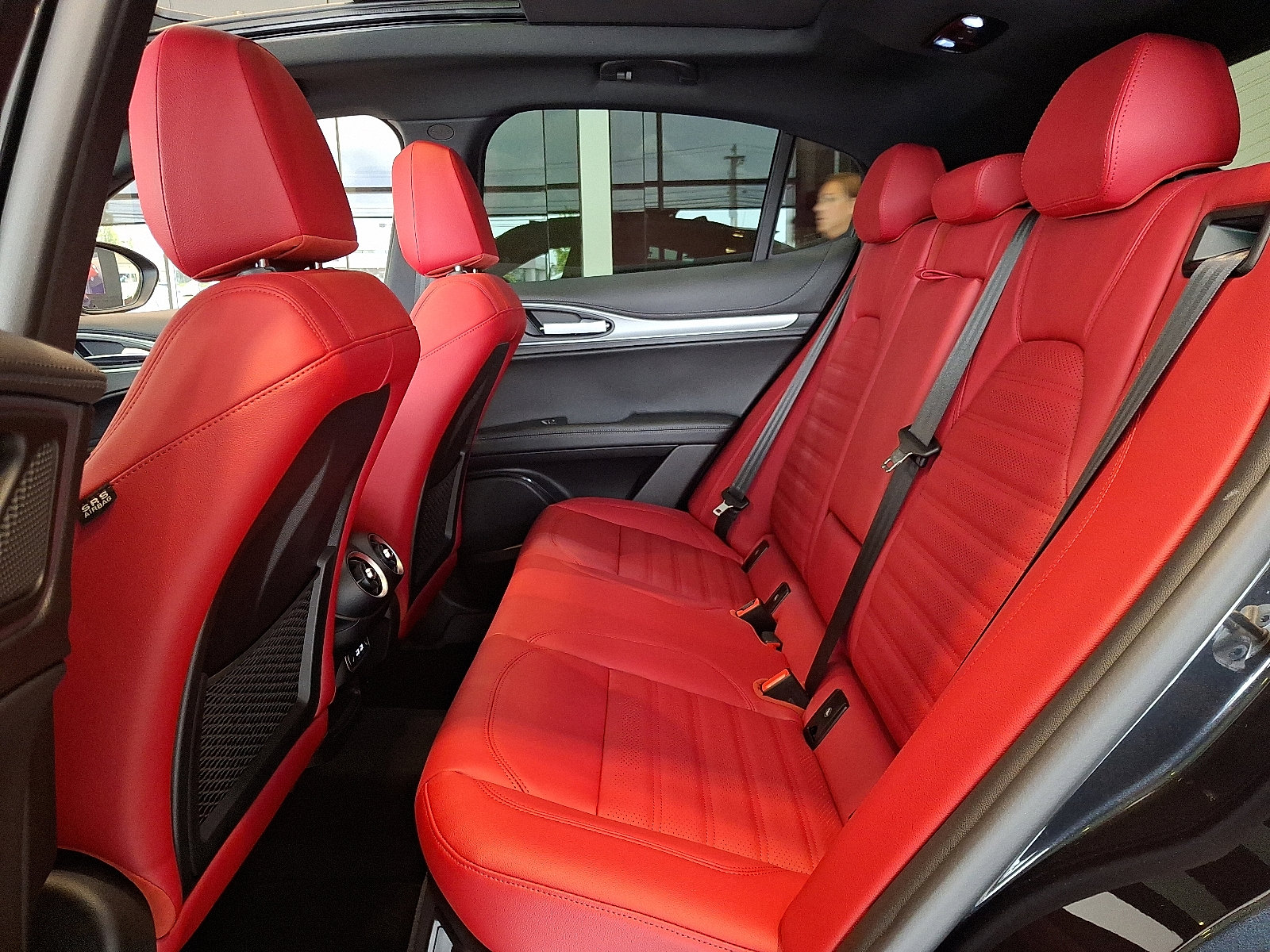 New 2025 Alfa Romeo Stelvio Sprint image 5