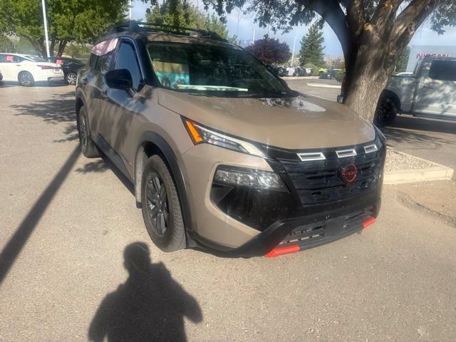 Certified 2025 Nissan Rogue SV AWD/4WD image 20