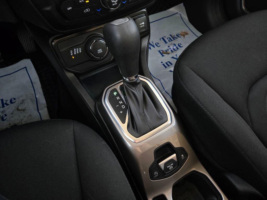 Used 2022 Jeep Renegade Latitude image 25