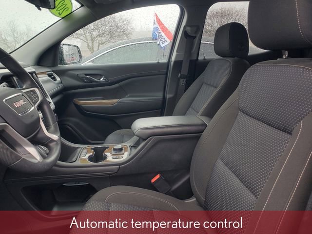 Used 2021 GMC Acadia SLE w/ Driver Convenience Package image 16