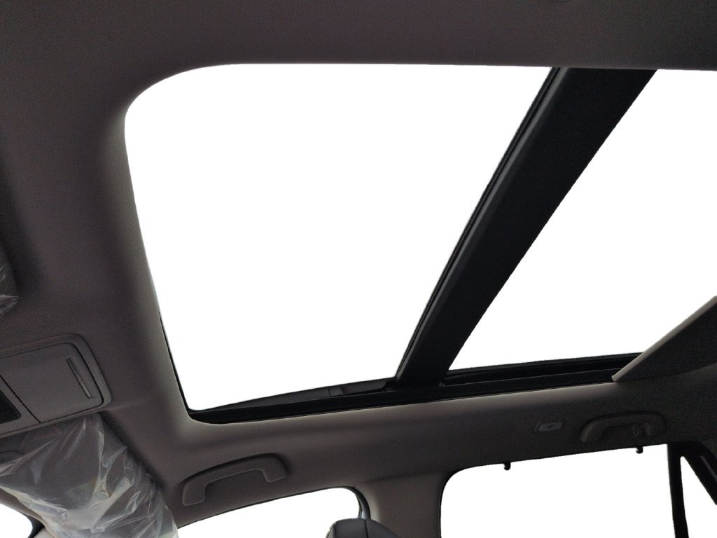 New 2026 Honda Pilot Touring image 13
