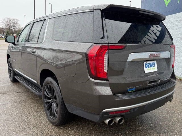 Used 2021 GMC Yukon XL Denali AWD/4WD image 3